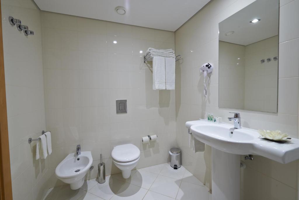 Hotel Azinheira By Ridan Hotels فاطمة الغرفة الصورة